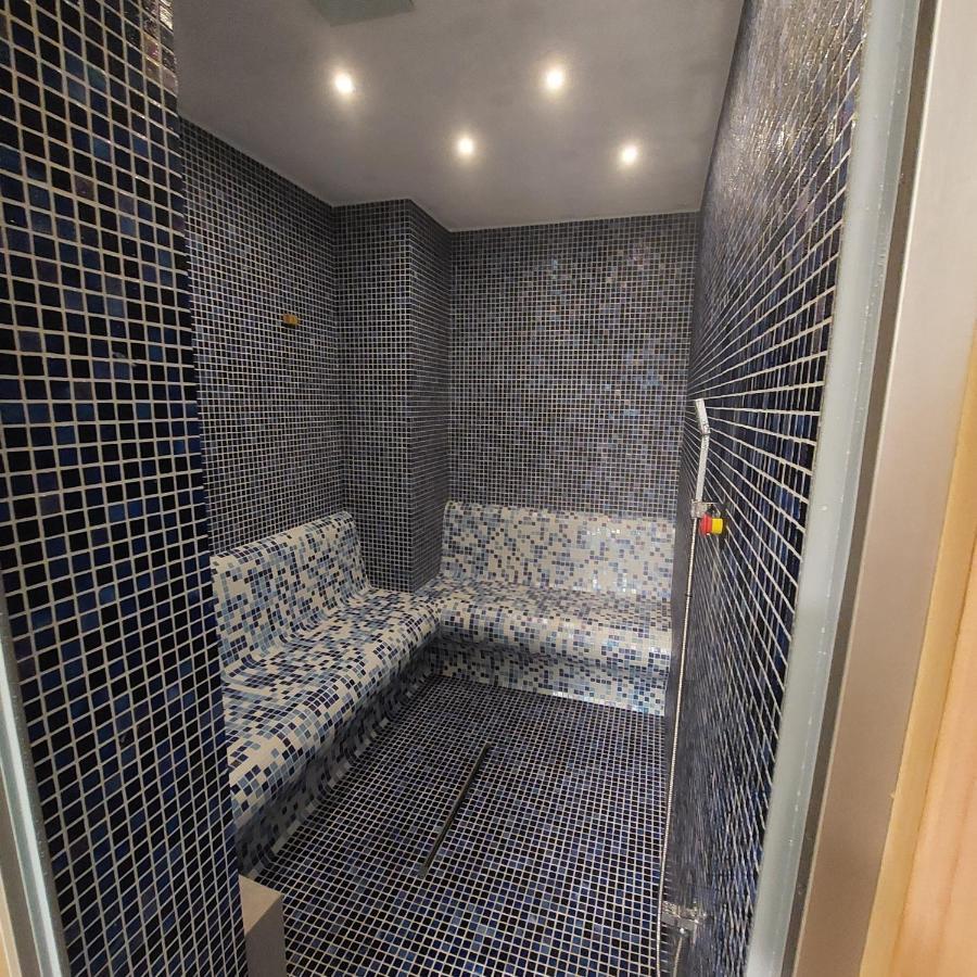 Apartman Rezidence Javor เชเลซนารูดา ภายนอก รูปภาพ