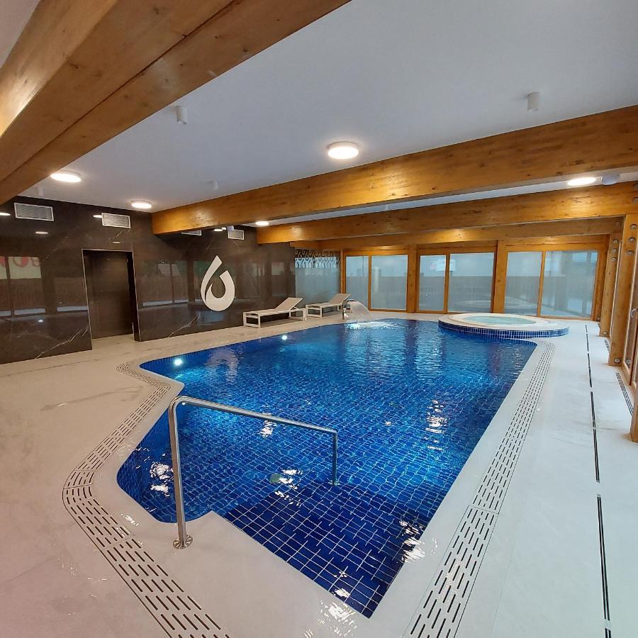 Apartman Rezidence Javor เชเลซนารูดา ภายนอก รูปภาพ